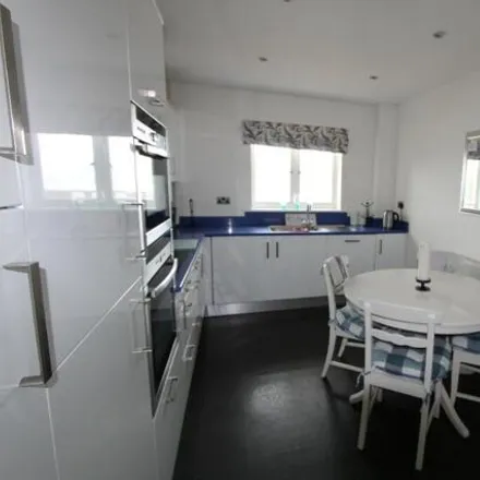 Image 9 - San Juan Court, Eastbourne, BN23 5TP, United Kingdom - House for rent