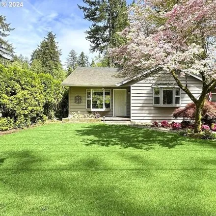 Buy this 4 bed house on 1125 C Avenue in Lake Oswego, OR 97034