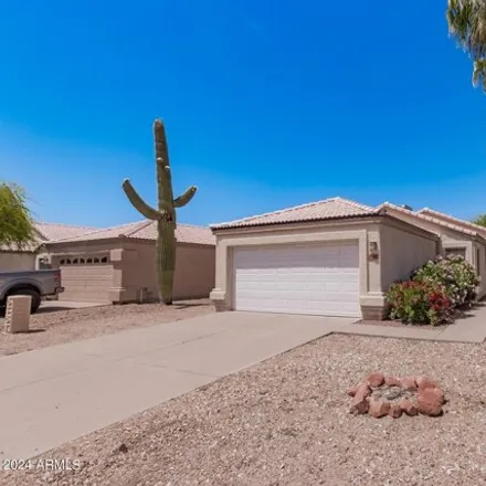 Rent this 3 bed house on 4638 East Grovers Avenue in Phoenix, AZ 85032