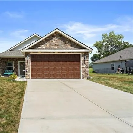 Buy this 3 bed house on 509 East Concord Drive in Plattsburg, MO 64477