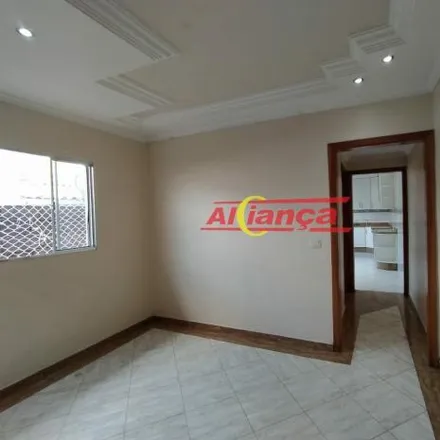 Rent this 2 bed house on Rua Tarauacá in Cumbica, Guarulhos - SP
