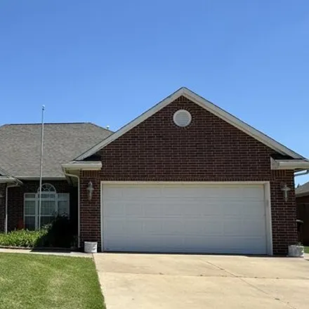 Buy this 3 bed house on 501 Bear Run in Enid, OK 73703