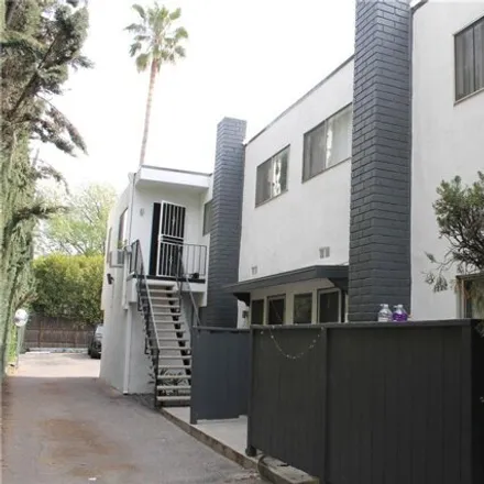 Image 9 - Alley 90727, Los Angeles, CA 91403, USA - Townhouse for sale