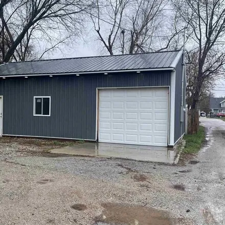 Image 2 - First Baptist Church, West Van Buren Street, Centerville, IA 52544, USA - House for sale