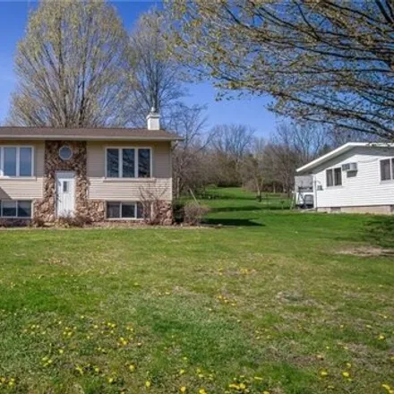 Buy this 3 bed house on 784 Highland Avenue in Mondovi, WI 54755