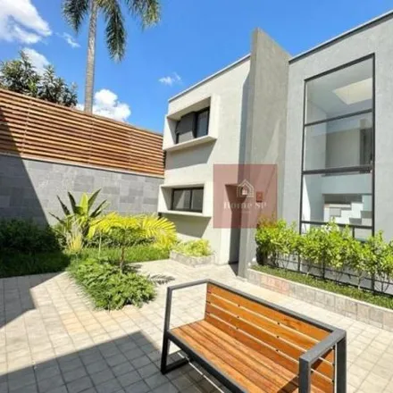Buy this 4 bed house on Rua Vicente Leporace in Campo Belo, São Paulo - SP