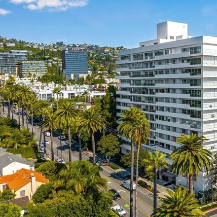 Image 1 - Plaza Towers, 838 North Doheny Drive, West Hollywood, CA 90069, USA - Condo for sale