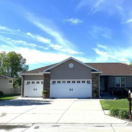 Buy this 5 bed house on 3299 36th Street in Columbus, NE 68601