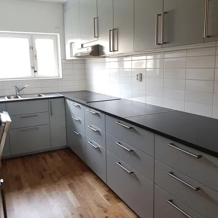 Rent this 4 bed apartment on Läkargatan in 633 49 Eskilstuna, Sweden