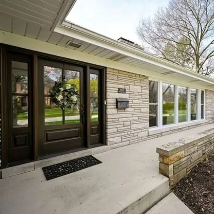 Image 2 - 691 Wingate Road, Glen Ellyn, IL 60137, USA - House for sale