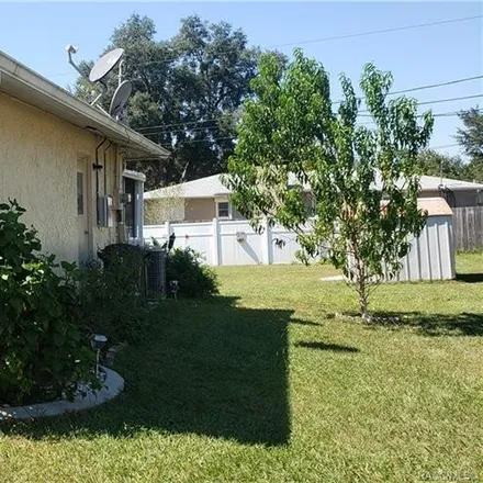 Image 5 - 402 South Monroe Street, Beverly Hills, Citrus County, FL 34465, USA - House for sale