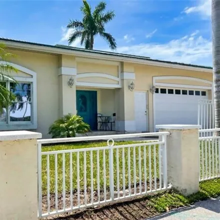 Image 6 - 98 Glenview Manor Drive, Fort Myers Beach, Lee County, FL 33931, USA - House for sale