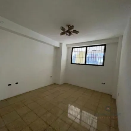 Image 1 - Despensa Jhon Jairo, Riobamba, 090312, Guayaquil, Ecuador - Apartment for sale
