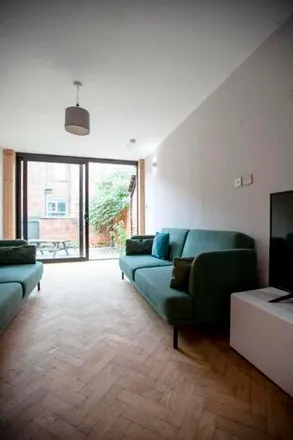 Rent this 9 bed townhouse on Talbot Road in Manchester, M14 6TA