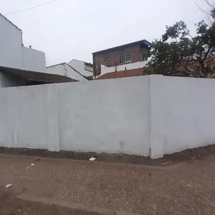 Rent this 3 bed house on Argentina 516 in Ramos Mejía Sur, B1704 FLD Ramos Mejía