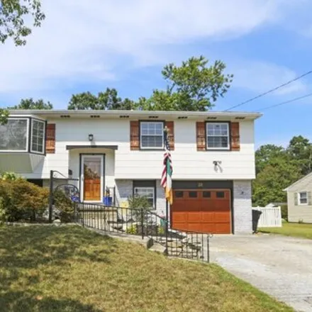 Buy this 3 bed house on 40 Gulf Mill Road in Somers Point, NJ 08244