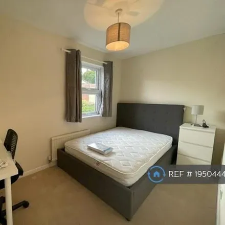 Image 4 - 3 Glenthorne Road, Exeter, EX4 4RP, United Kingdom - House for rent