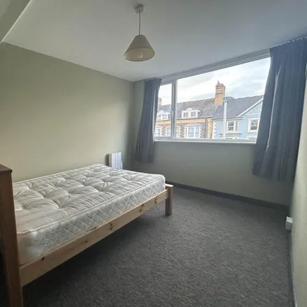 Image 2 - North Parade, Aberystwyth, SY23 2NF, United Kingdom - Room for rent