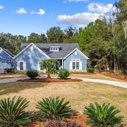 Buy this 3 bed house on 24 Shallowbrook Lane in Beaufort County, SC 29907