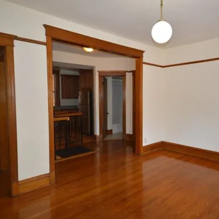 Image 5 - 3800-3806 North Greenview Avenue, Chicago, IL 60640, USA - Apartment for rent