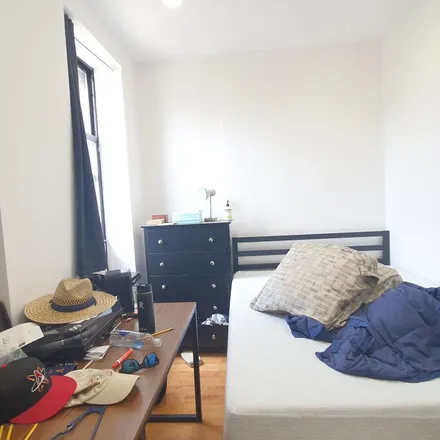 Rent this 4 bed apartment on 496 Manhattan Avenue in New York, NY 10027