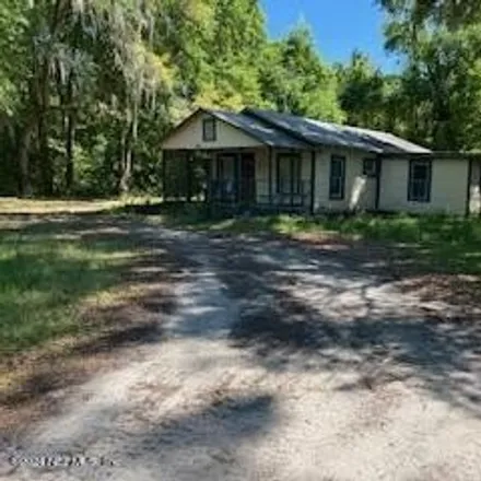 Buy this 7 bed house on 110 Mango Drive in Palatka, FL 32177