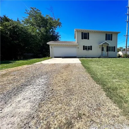 Buy this 4 bed house on 631 Q Avenue in Nevada, IA 50201
