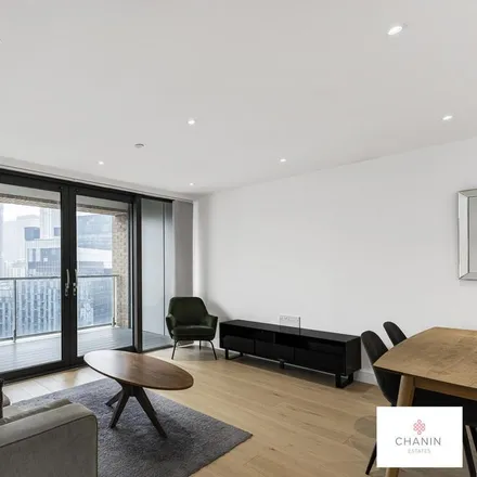 Image 4 - The Liberty Building, 112-118 East Ferry Road, Cubitt Town, London, E14 3NY, United Kingdom - Apartment for rent