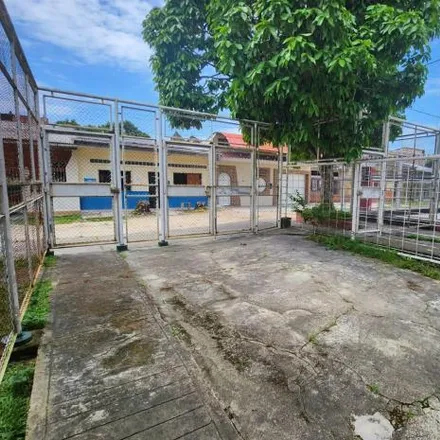Rent this 4 bed house on Jirón Brasil in Iquitos 16006, Peru