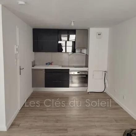 Rent this 2 bed apartment on 1003 Avenue François Roustan in 83000 Toulon, France