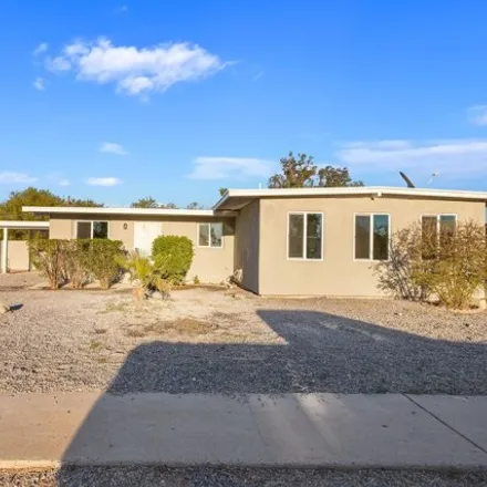 Buy this 3 bed house on 857 South Fordham Drive in Tucson, AZ 85710