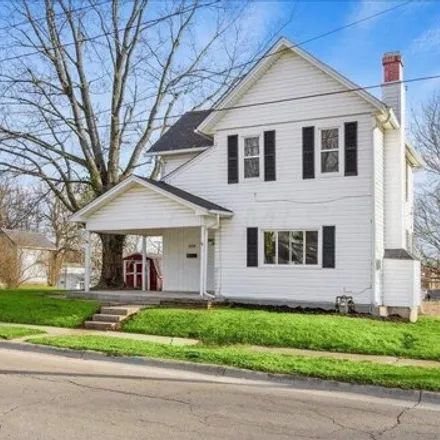 Image 3 - 215 Carter Avenue, Bellefontaine, OH 43311, USA - House for sale