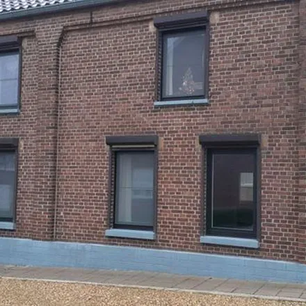 Rent this 2 bed apartment on Grotstraat 99 in 3668 Niel-bij-As, Belgium
