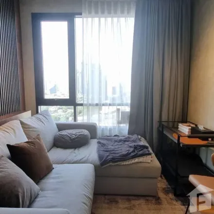 Rent this 2 bed apartment on Embassy of Egypt in 23/122-125, Soi Sukhumvit 63