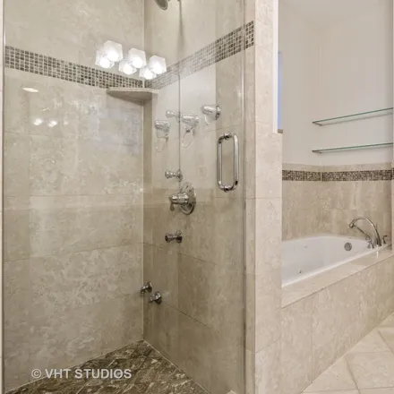 Image 8 - 1505 West Walton Street, Chicago, IL 60622, USA - House for sale