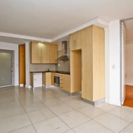 Image 2 - Edward Rubenstein Drive, Sandown, Sandton, 2031, South Africa - Apartment for rent