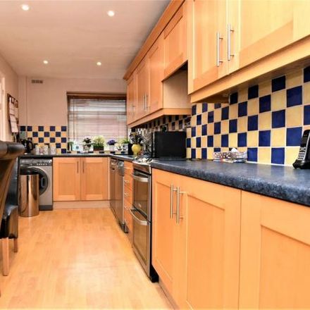 Rent this 3 bed house on Water Mill Close in Metchley, B29 6SU