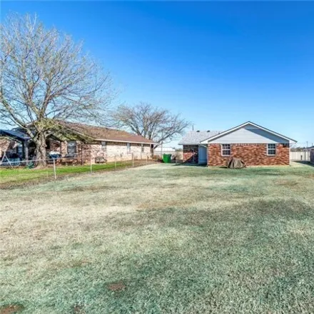 Image 6 - 2335 8th Street, Prague, Lincoln County, OK 74864, USA - House for sale