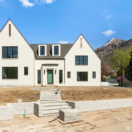 Buy this 7 bed house on 2741 Valley View Avenue in Holladay, UT 84117