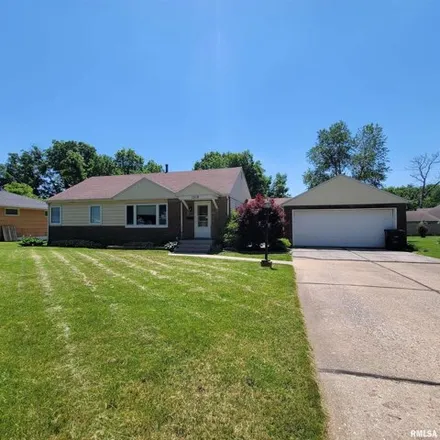 Buy this 3 bed house on 1528 26th Avenue in Rock Island, IL 61201