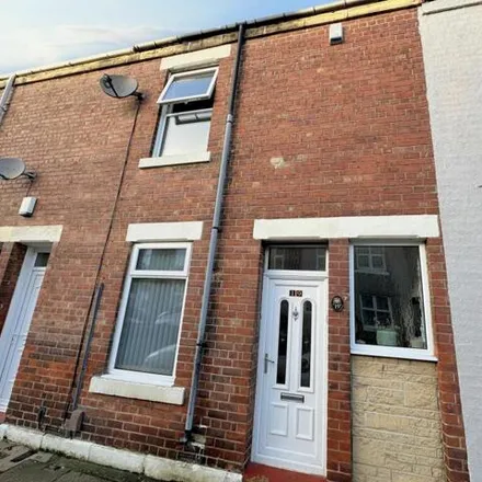 Buy this 2 bed townhouse on Costcutter in Station Road, Wallsend