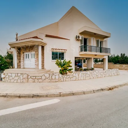 Image 1 - 5380 Deryneia, Cyprus - House for sale