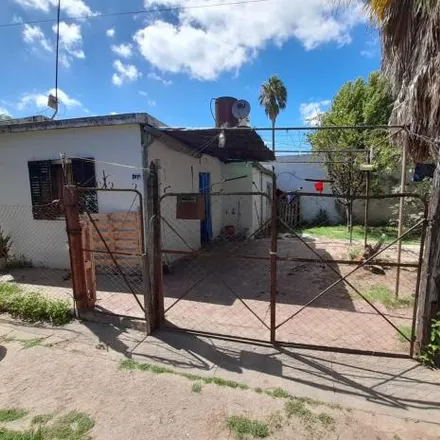 Image 1 - Cosquin, Villa León, B1715 CBC Ituzaingó, Argentina - House for sale