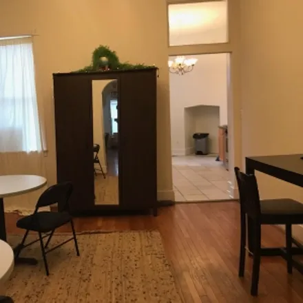 Image 3 - Liberty Pavilion, McCulloh Street, Baltimore, MD 21217, USA - Room for rent