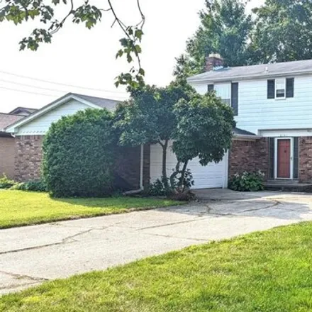 Image 1 - 18133 Roseland Boulevard, Lathrup Village, Oakland County, MI 48076, USA - House for sale