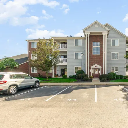 Buy this 2 bed condo on 1153 Fairman Way in Florence, KY 41042