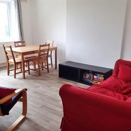 Image 2 - Stanmore Lane, Winchester, SO22 4DP, United Kingdom - Apartment for rent
