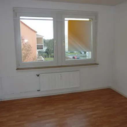 Image 3 - Amtsgericht, Friedrichsstraße 18, 06667 Weißenfels, Germany - Apartment for rent