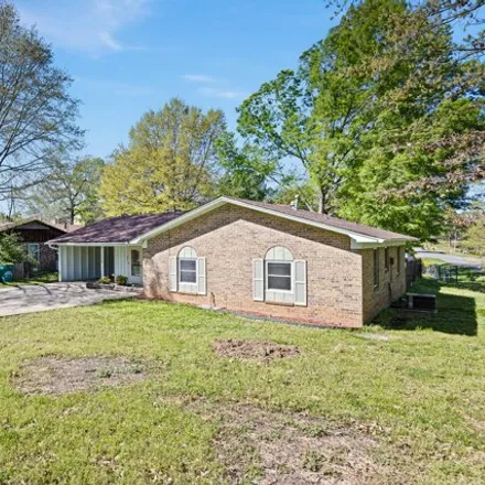 Image 3 - 700 West 18th Terrace, Russellville, AR 72801, USA - House for sale