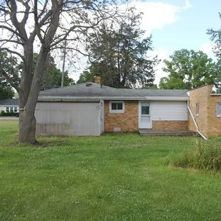 Image 2 - 2203 West Maple Avenue, Flint, MI 48507, USA - House for sale